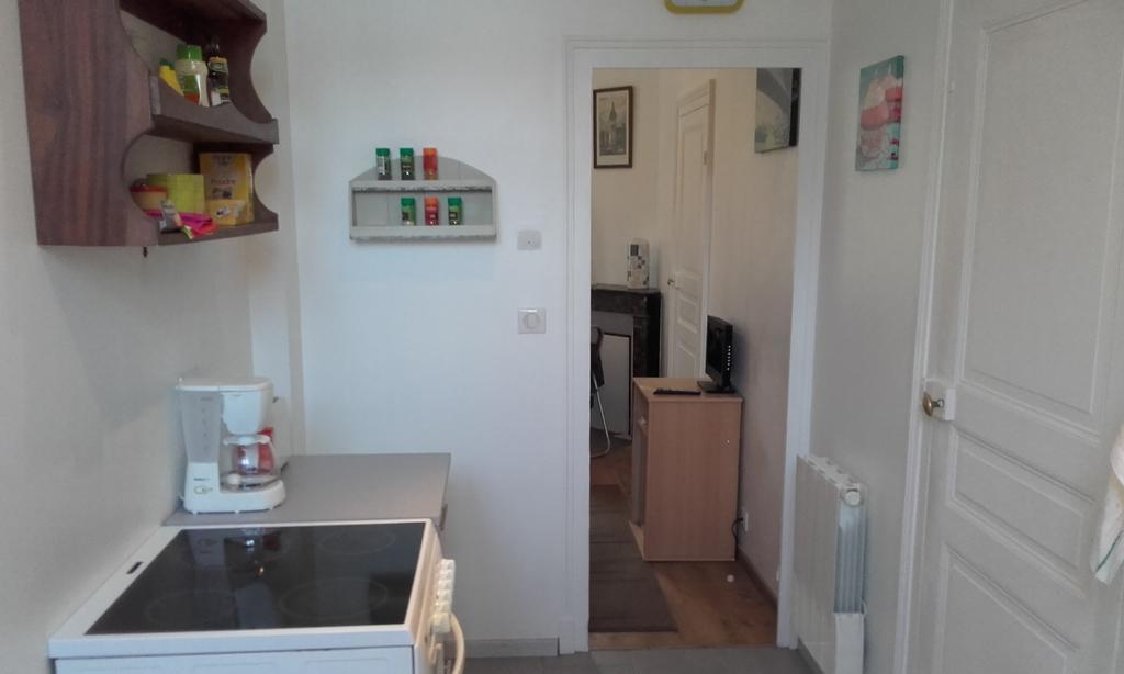 L'Appartement D'Aymar Moulins  Bagian luar foto